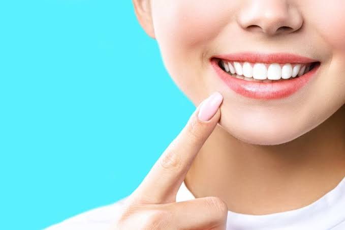 Extrinsic vs Intrinsic Tooth Stains Explained